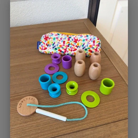 LOVEVERY Threadable Bead Kit & Zipper Pouch - Picture 1 of 3